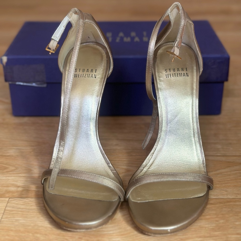 Stuart Weitzmen Nudist Heel in Champagne - Picture 3 of 4